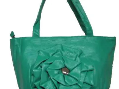Sac à main fleur    Référence : 5150   3,95 €
