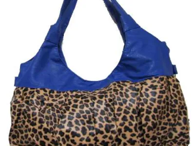 Sac à main fashion léopard   Référence : 5037 3,95 € 