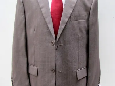 COSTUMES HOMME REF 2156 26€ HT 