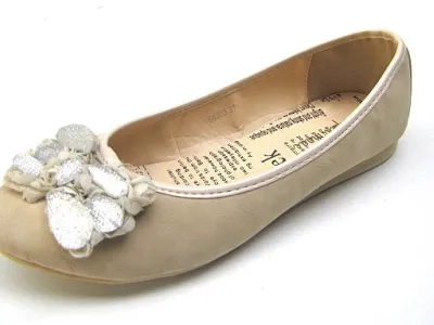BALLERINES A MOTIF PAPILLON REF 6062 1.8€ HT 