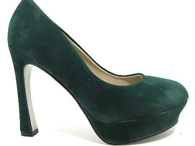 Escarpins ref 6162 2.9€ ht 