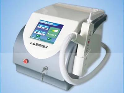Equipement laser de détatouage Pro "YAG 08"