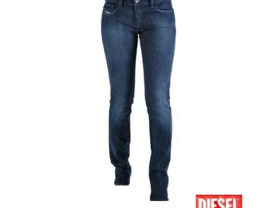 Jeans DIESEL femme ref: LIVY 8XX en destockage