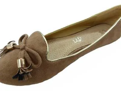 Ballerine pompom 3,95 € HT/unité  Référence : 3117
