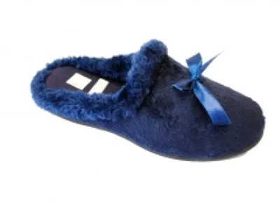 Chaussons fourrés ornés de nœud en satin