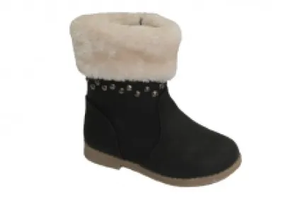 Bottines fourrées cloutées