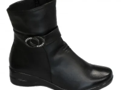 Bottines noires avec boucles et strass