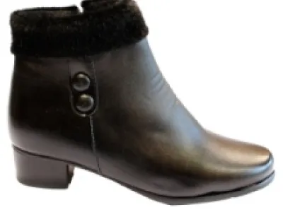 Bottines femme avec boucles décoratives et fausse fourrure