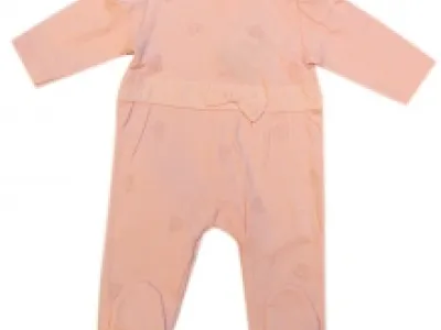 Grenouillère bébé avec motif cœur et nœud