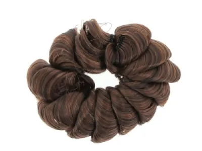 Élastique cheveux pour embellir votre chignon