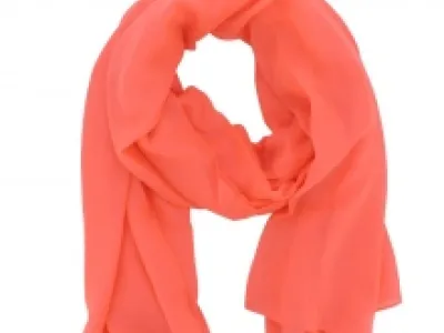 Écharpe tendance et glamour