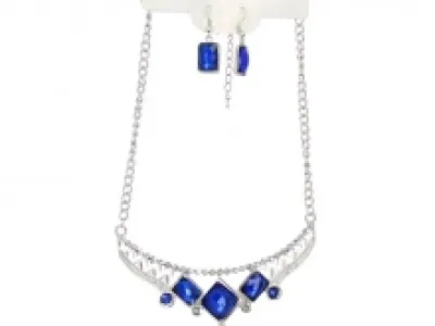 Jolie parure glamour sertie de pierres