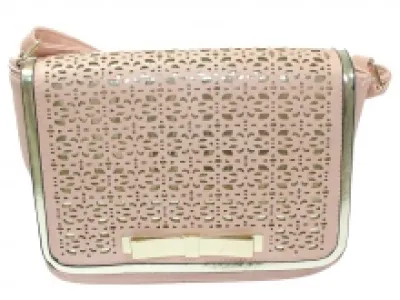 Sac à bandoulière avec motif perforé et noeud devant