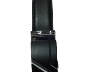 Ceinture en cuir avec boucle rectangulaire en métal