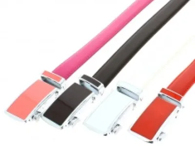 Ceinture tendance avec boucle assortie en métal