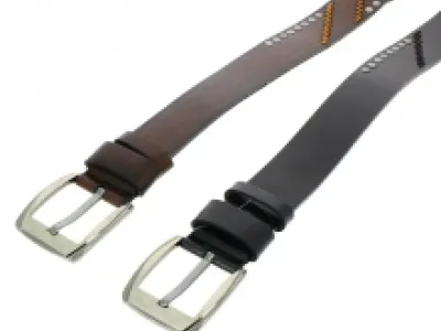 Ceinture en cuir ornée de clous avec boucle ardillon en métal