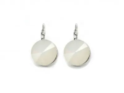 Boucles d’oreilles sphères avec fermoir drmeuses
