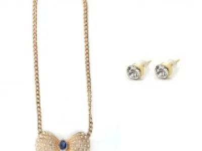 Parure avec papillon à strass