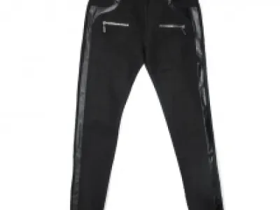 Pantalon slim avec poches zippées et empiècement cuir