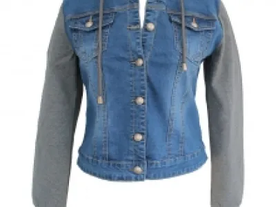 Magnifique veste en jeans avec capuche