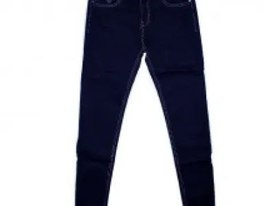 Jeans slim bleu foncé avec motif strié