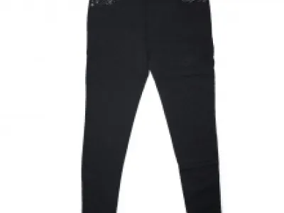 Pantalon orné d’empiècement cuir matelassé