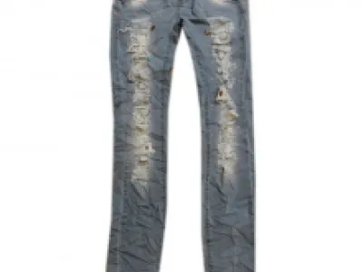 Jeans délavé orné de strass et déchirure