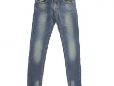 Jeans slim délavé tendance