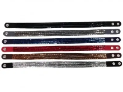 Bracelet à double tour serti de strass 