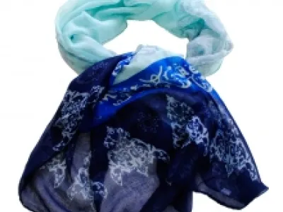 Foulard tricolore imprimé de motif fantaisie