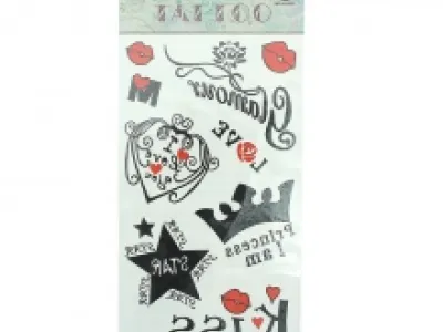 Tatouage autocollant