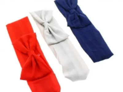 Bandeau classique orné d’un nœud