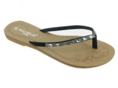 Sandales noires serties de pierres