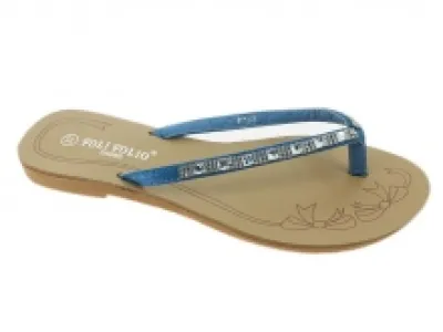 Sandales bleues serties de pierres
