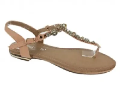 Sandales roses serties de pierres