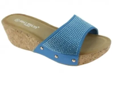 Mules bleues agrémentées de strass