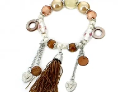 Bracelet en perles avec pompon