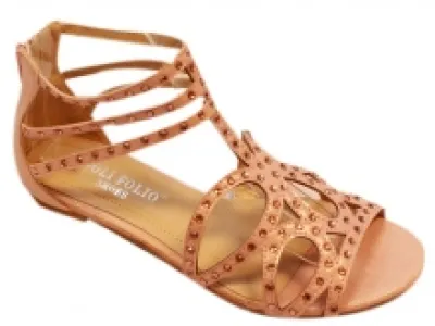 Sandales cloutées façon spartiate rose