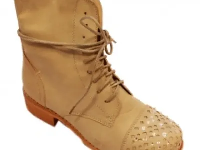 Bottines grises avec motif et strass