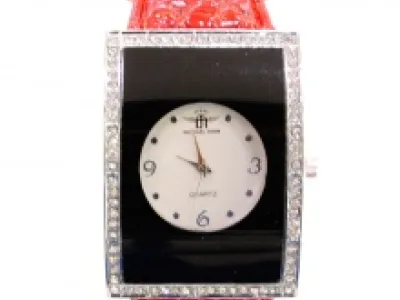 Montre-bracelet rectangulaire pour femme ornée de strass