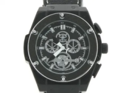 Montre homme à quatre compteurs et trois boutons de réglage
