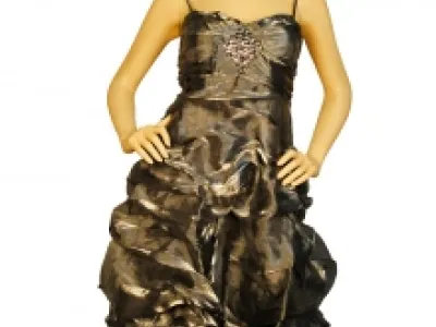 Robe de soirée ornée de clous avec smocks et nœud au dos