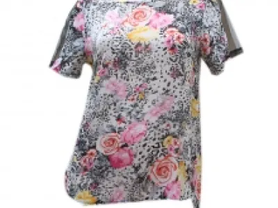 T-shirt imprimé fleuri et léopard