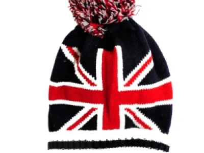 Bonnet UK grosse maille avec pompon