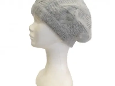 Béret femme en tricot torsadé