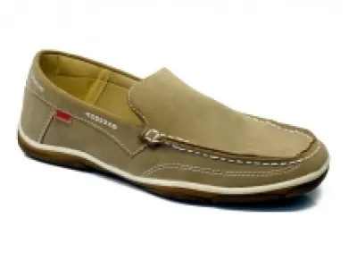 Mocassins homme avec des surpiqûres blanches