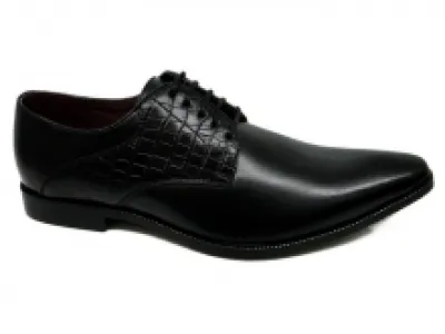 Chaussures de ville avec bout pointu et rabat en croco