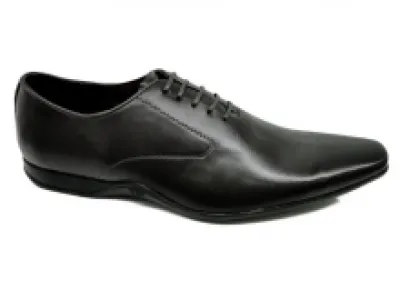 Chaussures de ville avec talon plat et bout pointu