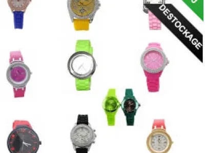 Lot de 50 jolies montres bracelets