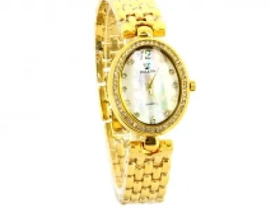 Montre bijou ovale pour femme incrustée de strass